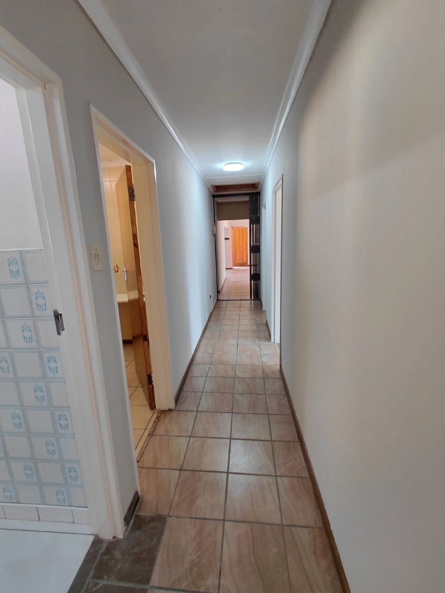 To Let 4 Bedroom Property for Rent in Universitas Free State